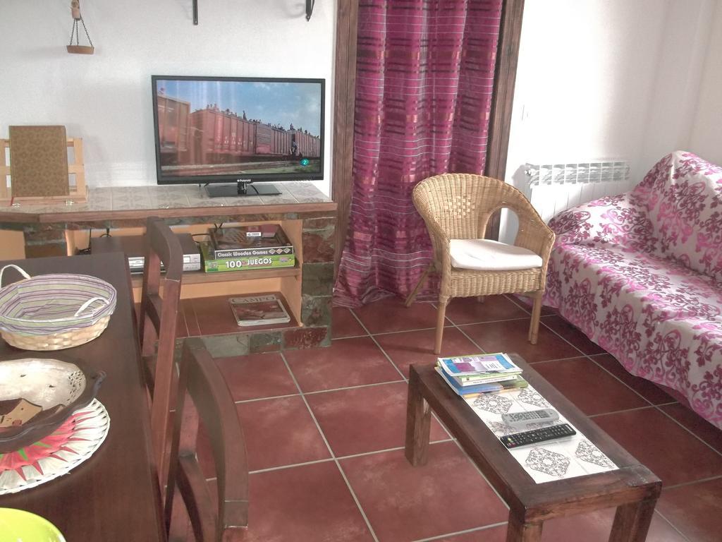 Apartamento El Dragon Serrano Sotoserrano Oda fotoğraf